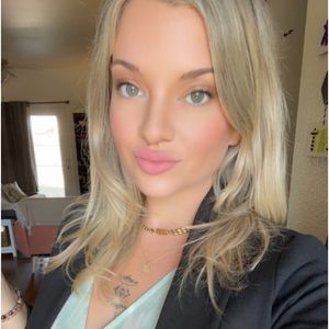 Meet your Posher, Shay